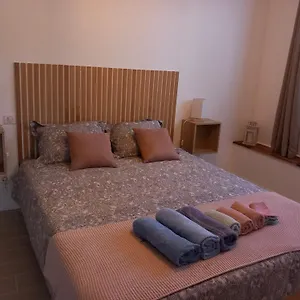 https://le-calme-au-milieu-des-vignes.fr-provencehotel.com